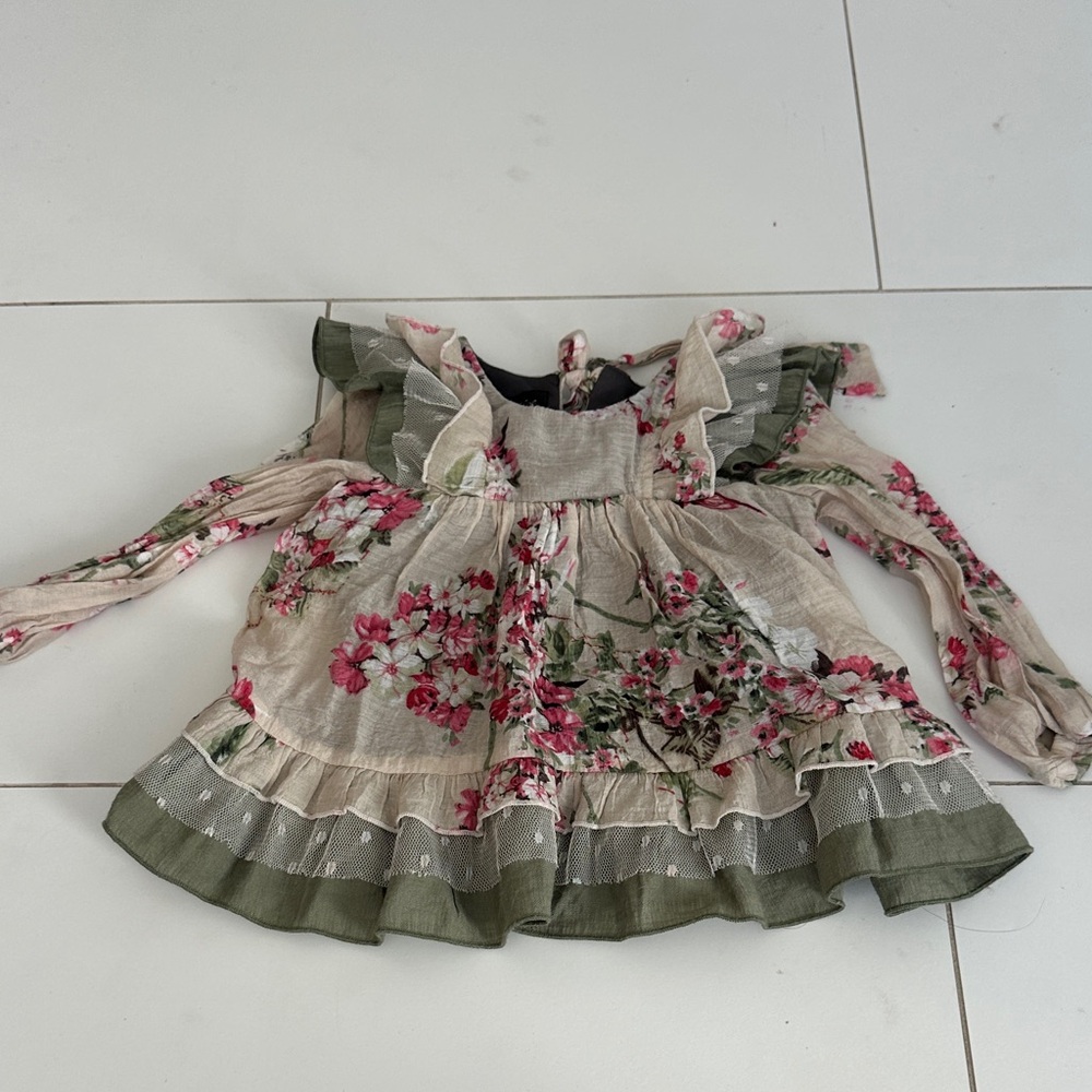 Isobella & Chloe Pink Floral Ruffle top 18m